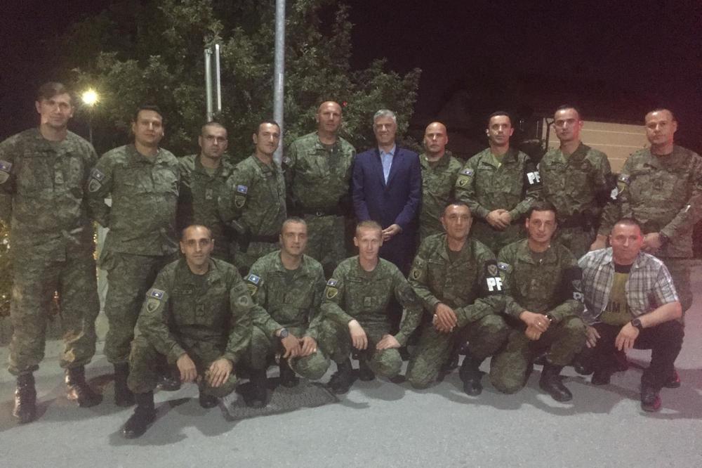 TAČIJEVI SPECIJALCI NAORUŽANI DO ZUBA PRETE SRBIMA! Obučavali su ih Nemci i Amerikanci i imaju DOZVOLU DA UBIJU