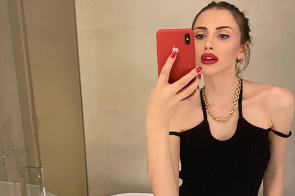 EMINA JAHOVIĆ POKAZALA NOVI STAN: Odselila se iz Mustafine vile, sada je ovde njeno GNEZDO! A evo ko joj je KOMŠIJA