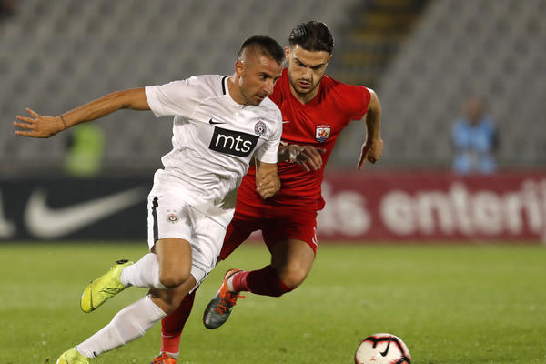 BIO BI TO TRANSFER DECENIJE: Posle Natha, Zoran Tošić pronašao i napadača za Partizan!