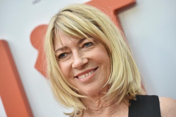 LEGENDARNA KIM GORDON OBJAVILA NOVU PESMU SA SVOG PRVOG SOLO ALBUMA: Dotakla se jednog fenomena savremenog sveta!