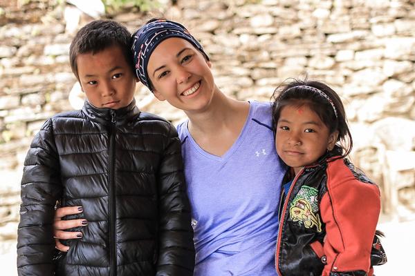 SRPKINJA DALA OTKAZ DA BI VOLONTIRALA U AFRICI: Njene fotke će vam oteti UZDAH IZ GRUDI, poželećete DA ŽIVITE ISTO