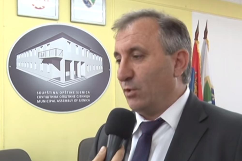 POTUKLI SE SRPSKI POLITIČARI: Prštale uvrede u kabinetu predsednika opštine!