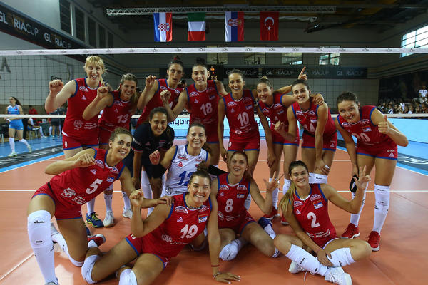 SRPKINJE BRANE EVROPSKI TRON: Srbija kreće u odbranu zlata, a jedna odbojkašica postaće rekorderka na EP!