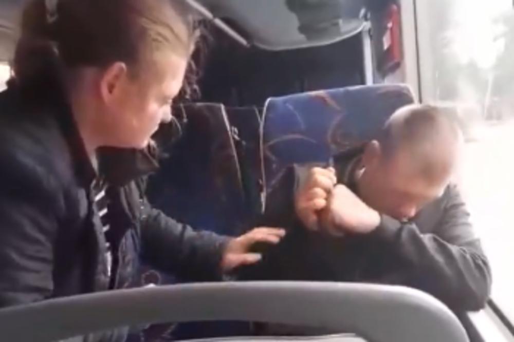 NAJPIJANIJI PAR NA SVETU NAPRAVIO SCENU U AUTOBUSU: Ovo je smešno, ali je i TUŽNO! (VIDEO)