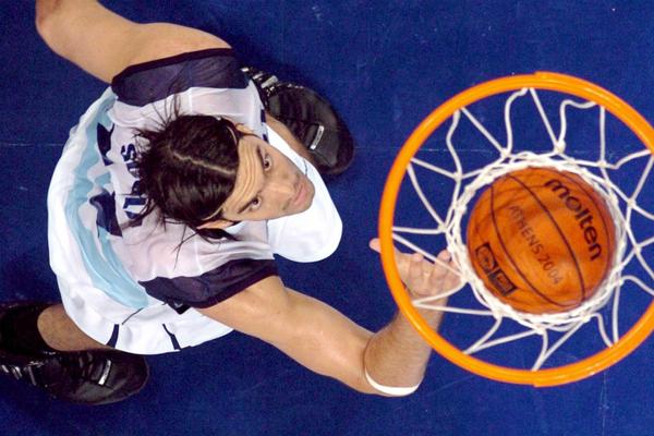 ČOVEK KOJI NE UME DA KAŽE NE: Ono što je Manu Čao za muziku, to je za košarku Luis Skola!