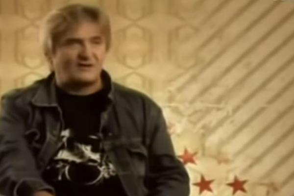 POZNATI PEVAČ PRETUKAO SUPRUGU SNEŽANU! Bio mrtav pijan - policija HITNO REAGOVALA, ide u ZATVOR 9 MESECI!