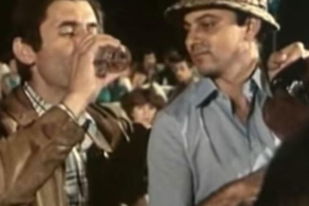 PESMU "A SAD ADIO" PEVAMO NA SVAKOM SLAVLJU, A NE ZNAMO KAKO JE NASTALA: Legendarni PEVAČ razotkrio TAJNU DECENIJE