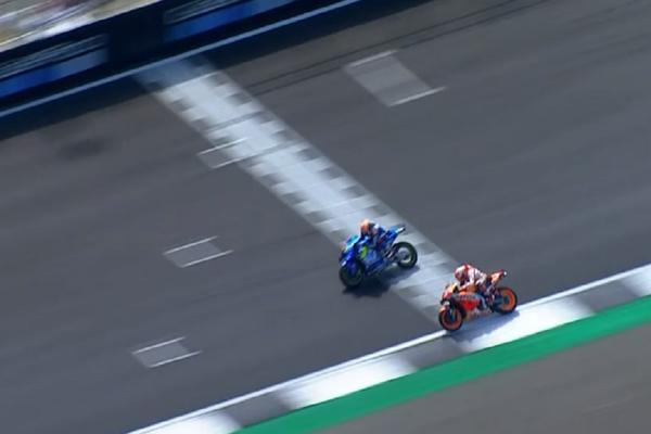 TRKА ZA INFARKT: Rins nasamario Markeza i odneo trijumf! Zapalio se motor Andree Dovicioza!