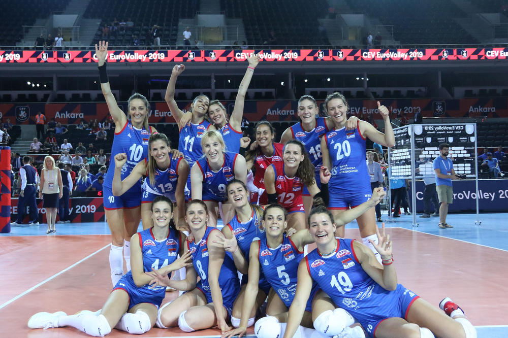 SPORT JE OPET BIO PONOS SRBIJE: Odbojkašice šampionke sveta, Nole opet kralj, Zvezda u LŠ, dominacija vaterpolista