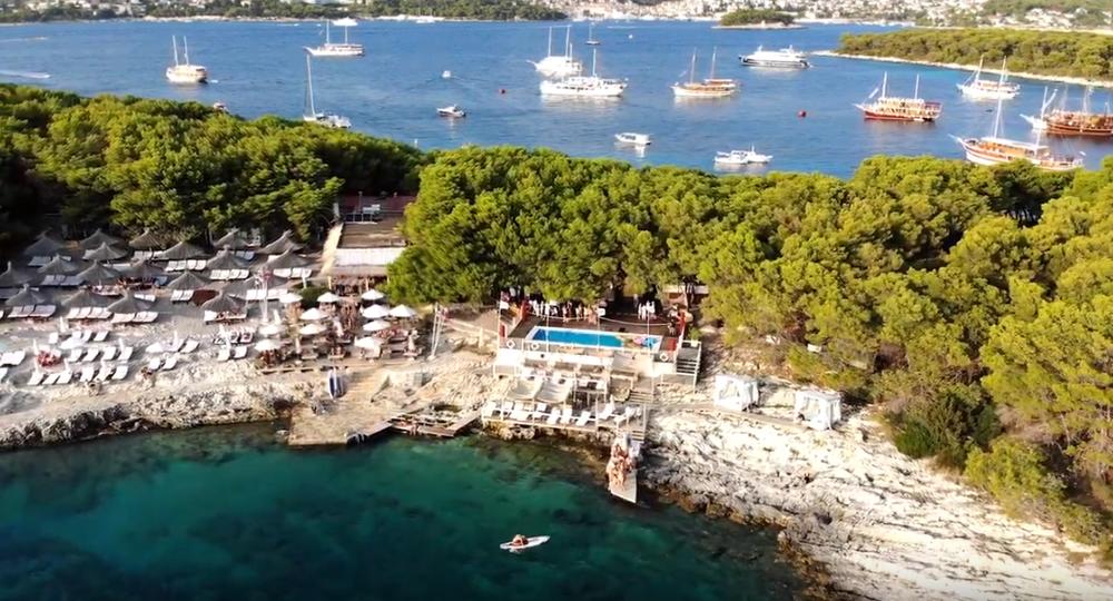 Carpe diem Beach  