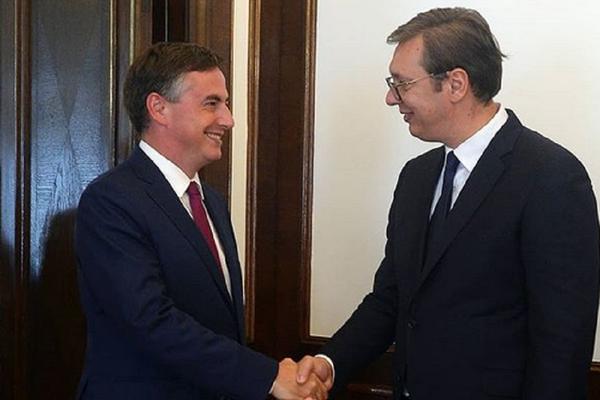 VUČIĆ I MEKALISTER OČI U OČI! Predsednik Srbije imao je VAŽAN SASTANAK za budućnost Srbije u EU (FOTO)