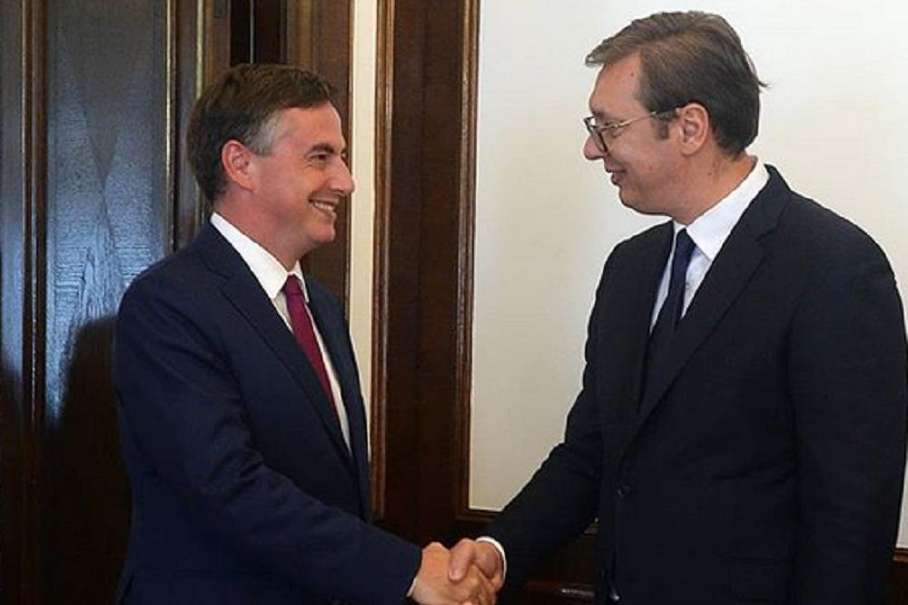 VUČIĆ I MEKALISTER OČI U OČI! Predsednik Srbije imao je VAŽAN SASTANAK za budućnost Srbije u EU (FOTO)