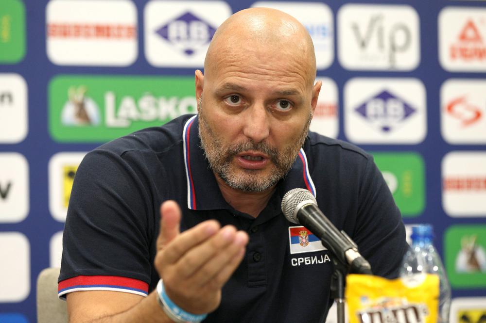 NEKA SE ZAPITAJU DA LI JE TO DOBRO: Aleksandar Đorđević prekorio FIBA pred duel sa Filipincima!