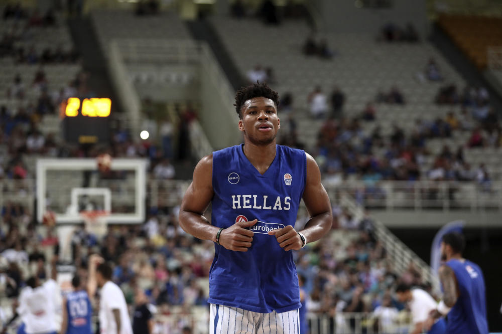 ADETOKUMBO JE BRUTALAN: Dominikana namučila Grke, Italija prsla i od Novozelanđana! Argentina strepi zbog Kampaca!