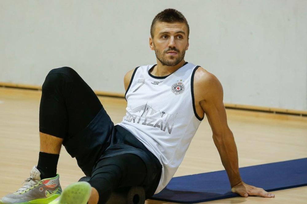 DA LI JE TO GORDIĆ ILI LILARD? Novica Veličković podelio fotku koja će vas rasplakati od smeha!