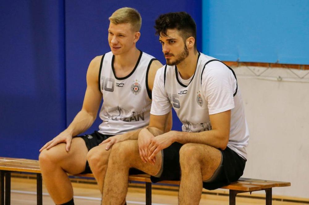 DA LI JE MOGUĆE? Presmešna greška na leđima Ognjena Jaramaza - pogledajte kako su prekrstili igrača Partizana!