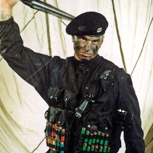 OVAJ KRIMINALAC JE KRENUO DA UBIJE LEGIJU USRED POZNATOG KLUBA: Nikad ne biste pretpostavili ŠTA MU SE onda DESILO!