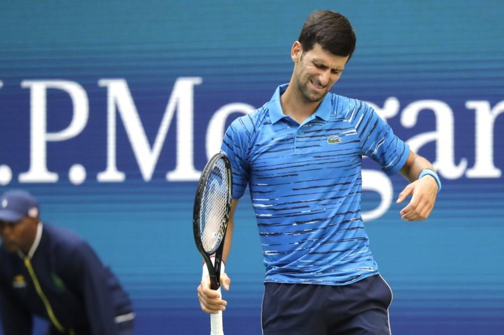 TRAGEDIJA NOVAKA NA US OPENU: Đoković u velikim bolovima predao meč Vavrinki!