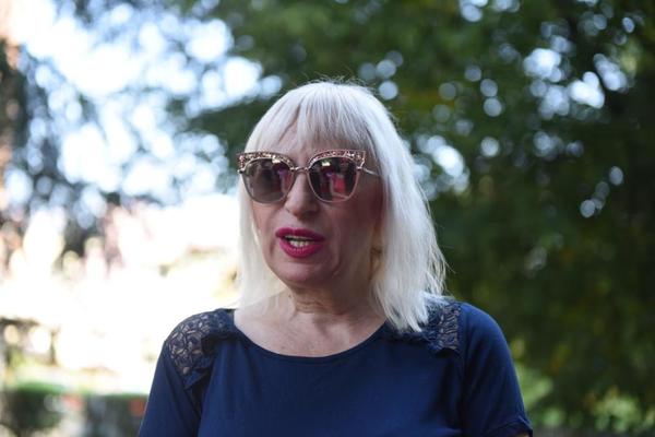 POLICIJA PRIVODI ZORICU MARKOVIĆ ZBOG SUDIJE SNEŽANE! Bivša drugarica podnela TUŽBU, od pevačice ni TRAGA NI GLASA