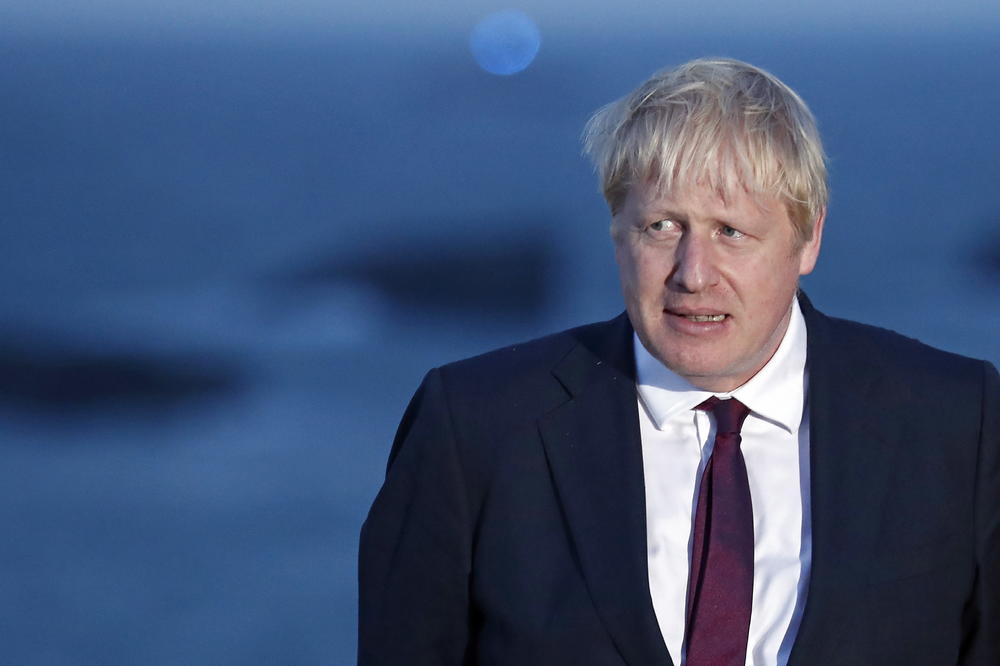 DŽONSON ĆE UZ POMOĆ KRALJICE SPROVESTI SVOJ BREGZIT: Elizabeta II raspušta parlament?