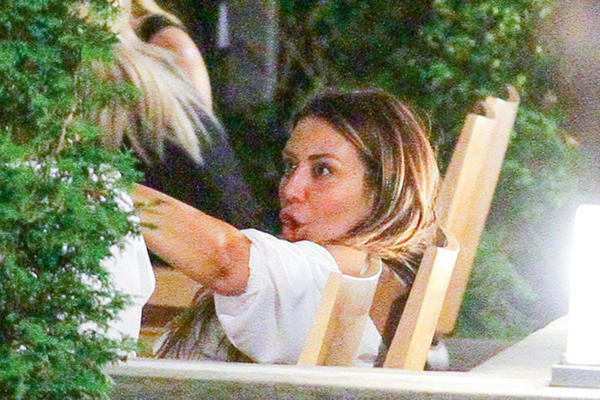 ANA NIKOLIĆ UHVAĆENA KAKO URLA I DOZIVA OSOBLJE: Napravila PRAVU DRAMU, kamera sve ZABELEŽILA