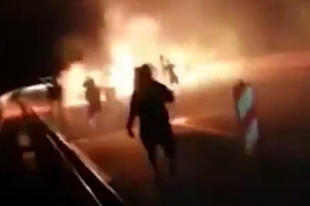 BRUTALNA TUČA GROBARA I DELIJA U NIŠU: Tri navijača primljena u bolnicu, dvojica sa lakšim povredama!