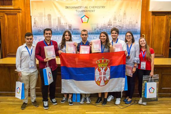 ZEMLJA USPEŠNIH MLADIH LJUDI: Srpski tim drugi u svetu iz hemije!