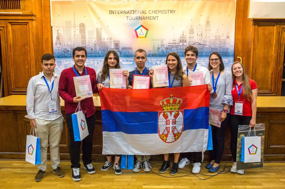 ZEMLJA USPEŠNIH MLADIH LJUDI: Srpski tim drugi u svetu iz hemije!