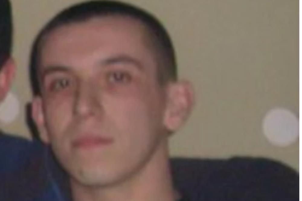 DUŠKO JE IŠAO U VOJSKU SA UBICOM IZ JABUKOVCA: Uvek je tražio da ga slikamo s oružjem, VEŽBALI SMO GAĐANJA ZAJEDNO