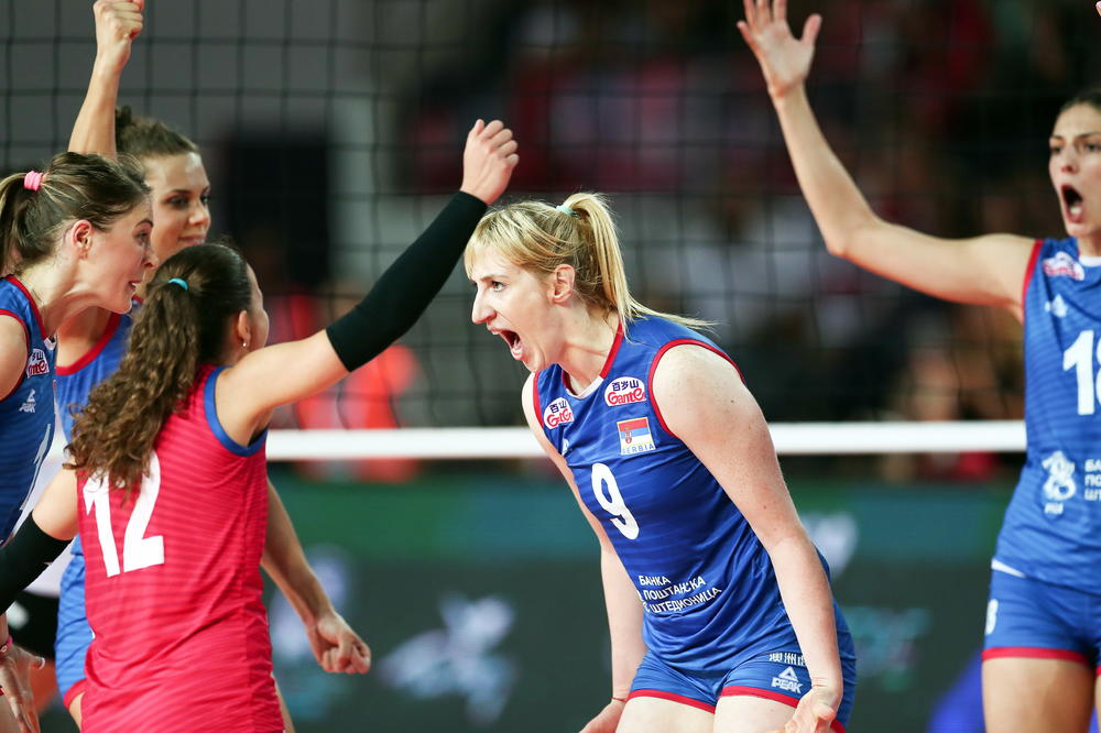 ŠAMPIONKE NE SMETE DA RAZLJUTITE: Odbojkašice izgubile set, pa se razgoropadile protiv Turkinja za 5/5 u grupi!