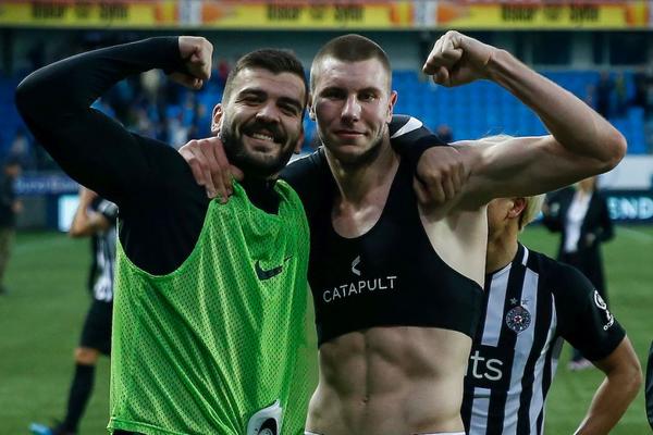 PITAO SAM SE DA LI JE MOGUĆE?! ALI IMAO SAM OSEĆAJ! Zamalo je bio tragičar, ali verovao je u plasman u Ligu Evrope!