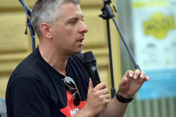 HRVATSKI ISTORIČAR ODRŽAO LEKCIJU: Pomenuo SPC, Srbija i Hrvatska su na nogama zbog ovoga