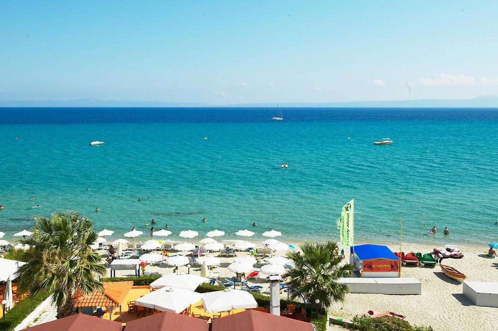 NIJE KASNO ZA LETOVANJE! SEPTEMBAR IDEALAN ZA KUPANJE U GRČKOJ!