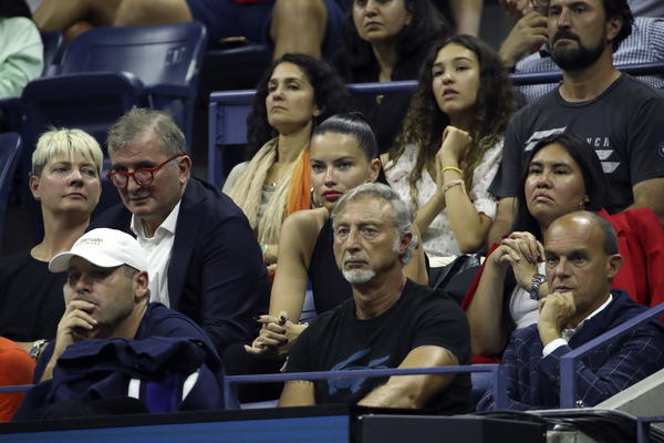 ADRIJANA LIMA NE MOŽE BEZ ĐOKOVIĆA: Bivša srpska snajka prati Novaka u stopu na US openu!