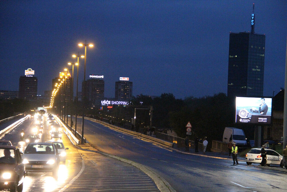 Brankov most koji spaja Beograd sa Novim Beogradom