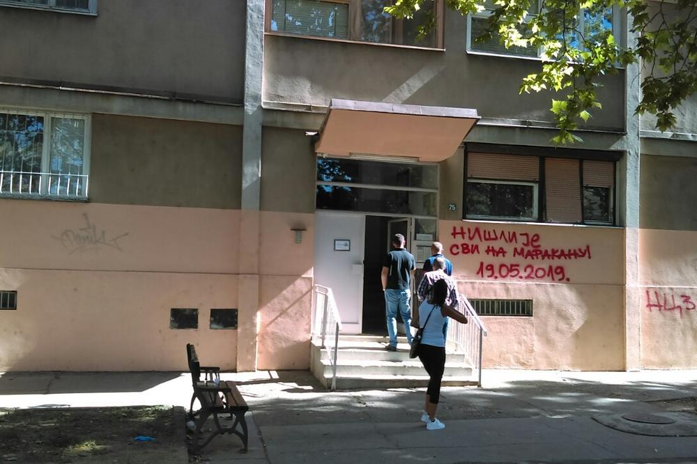 KAMERE SU SNIMILE VERINOG UBICU! Unuka je ženu iz Niša našla U LOKVI KRVI!