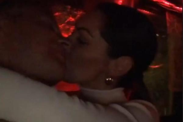 ZADRUGA JOŠ NIJE POČELA A DVOJE UČESNIKA SE SMUVALI! Fatalni MANEKEN smuvao Gabrijelu Pejčev, razmenjivali NEŽNOSTI