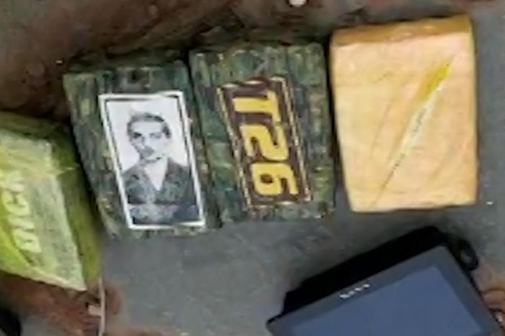 SRPSKI MAFIJAŠI NA PAKETE DROGE ZALEPILI SLIKU GAVRILA PRINCIPA! Kad su ih hapsili, zaplenili su im 800 KG KOKAINA