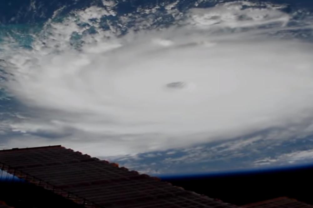 HITNA EVAKUACIJA STANOVNIŠTVA NA KUBI: Uragan Ida preti razornom snagom (FOTO)