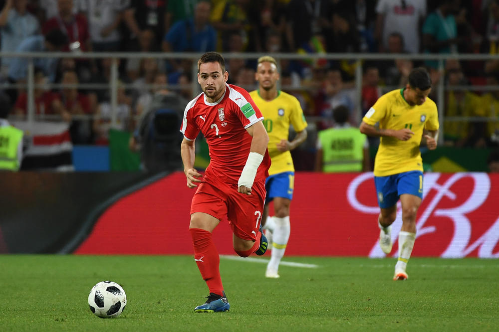 ŽIVKOVIĆ UMALO DA OSTANE BEZ OKA: Oglasio se srpski fudbaler posle kamenovanja - podelio je strašnu fotografiju!