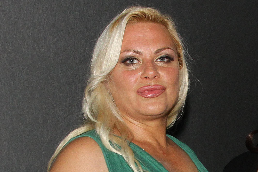 "MOLIM SE ZA IZLEČENJE OPAKE BOLESTI" Marija Kulić SPAS TRAŽI U MANASTIRU van Srbije, spomenula i Nikolu Rokvića