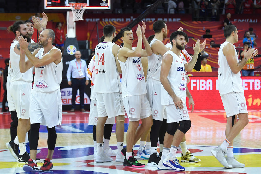 CELA KINA HOĆE DA GLEDA SRBIJU: Rasprodata hala za meč protiv Portorika, tapkaroši prodaju karte za ogromne pare!