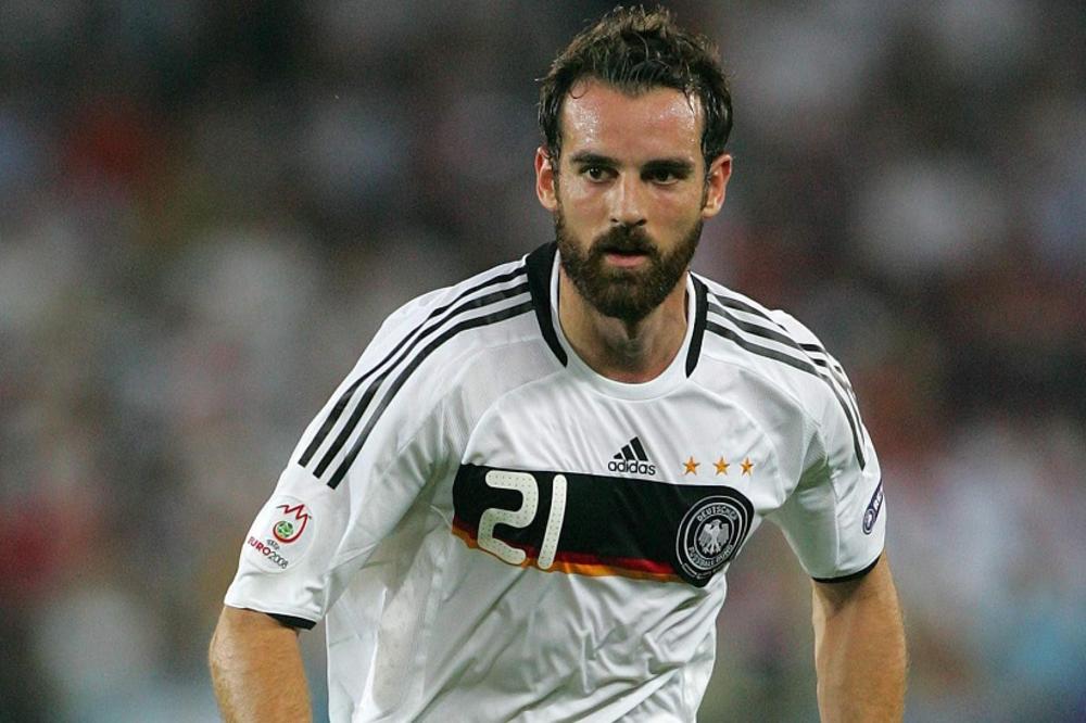 RADI SE O STVARIMA KOJE NE SMEM NI DA IZUSTIM: Bivši as Nemačke i Reala PRIZNAO učestvovanje u dečjoj pornografiji!