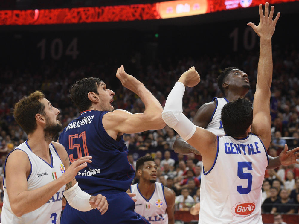 Boban Marjanović je imao problema da zatvori skok Italijana u napadu