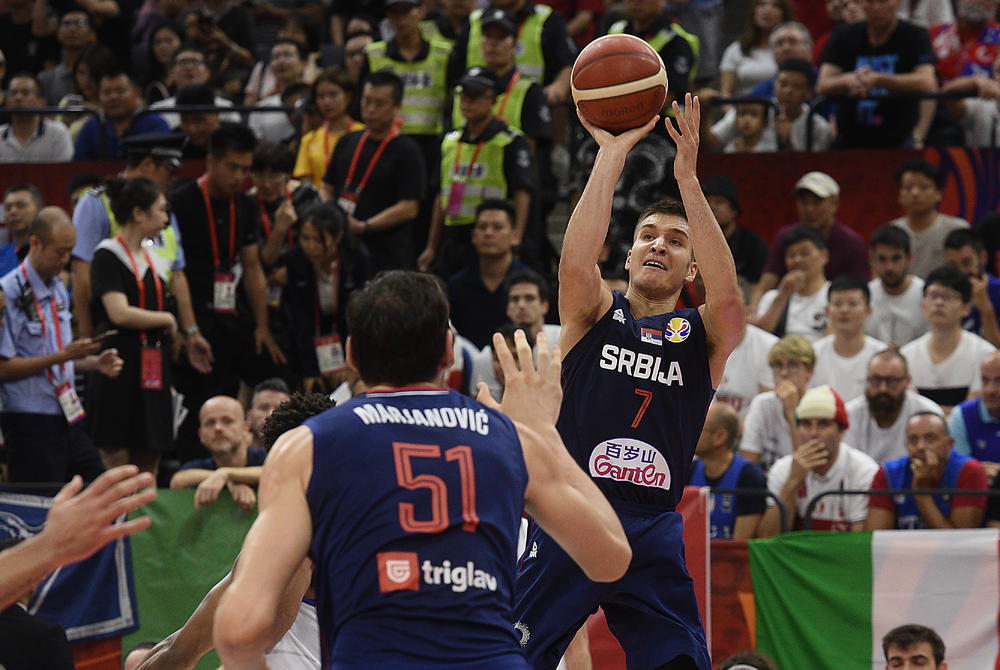 Bogdan Bogdanović je nemilosrdno rešetao koš Italije