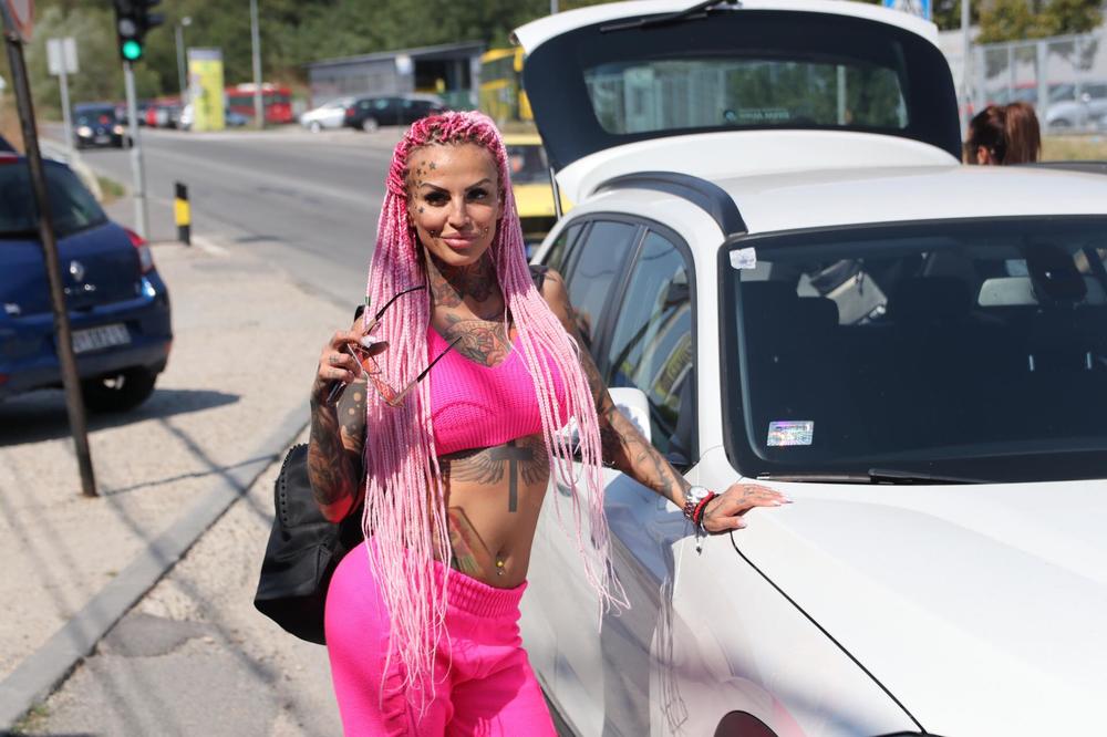 OBEĆALA SAM MAMI DA OVE GODINE NEĆE BITI ESKPLICITNIH SCENA: Jelena Krunić hoće da bude DAMA, pa donela ove ODLUKE!