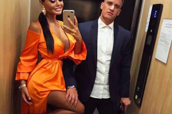 ANA SE NUDILA MITROVIĆU ZA OGROMNE PARE: Odbio je i to NEKOLIKO PUTA DO SADA!