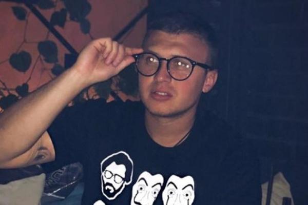 NIJE TOLIKO FIN KAO ŠTO SE PREDSTAVLJA: Stefan Karić voli da KONZUMIRA SE*S NA EKS