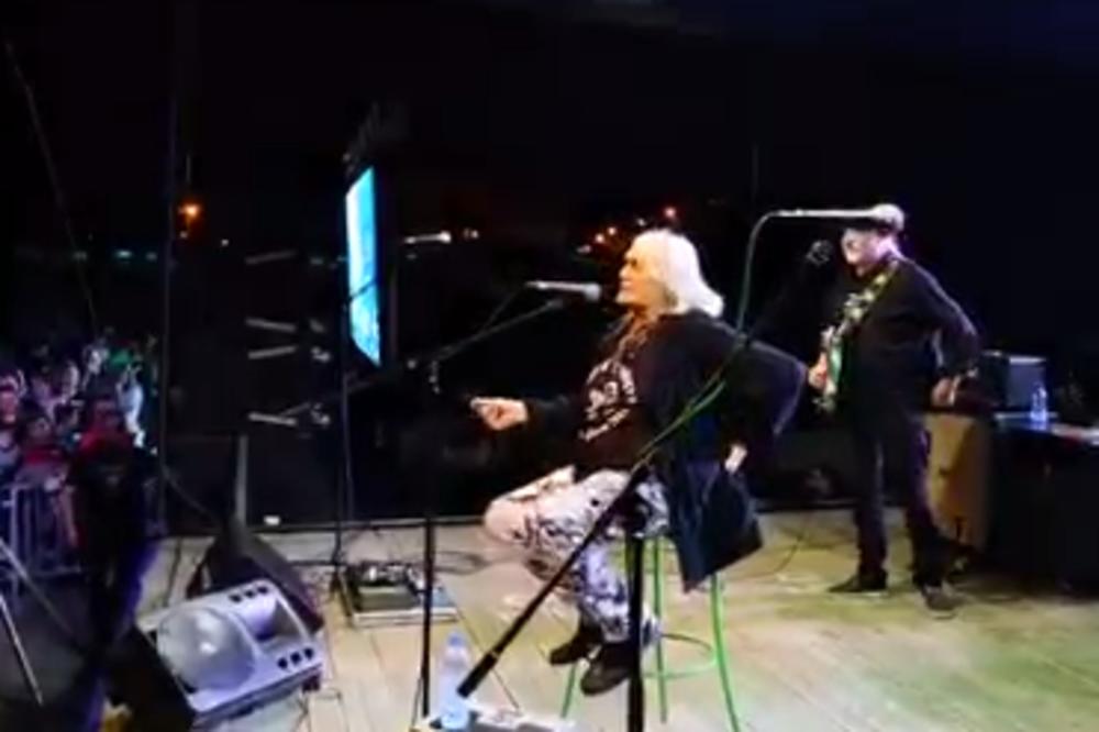 ANĐEO POGLEDAO RIBLJU ČORBU: Pesma koja je spasila legendarni bend od RASPADA!