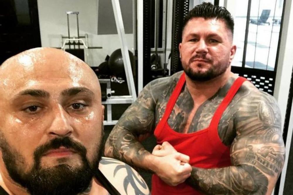 NAJOPASNIJOJ BRAĆI NA BALKANU ODUZET SKUPOCENI AUTO: Drama na ulici